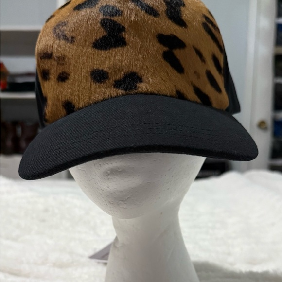 Balmain Black Animal Print Embroidered Cap - Picture 2 of 10